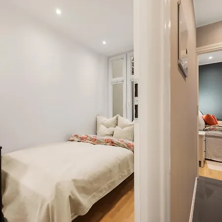 Luxury Summer With Balcony Near Bryggen Apartment Bergen