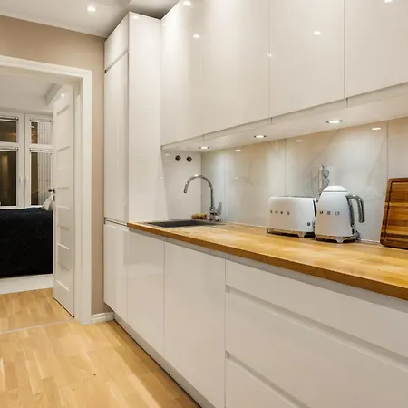 Apartament Luxury Summer With Balcony Near Bryggen