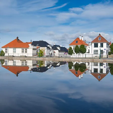 Luxury Summer With Balcony Near Bryggen Берген