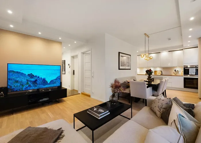 Luxury Summer With Balcony Near Bryggen 아파트