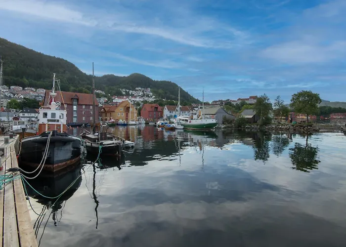 Luxury Summer With Balcony Near Bryggen Bergen