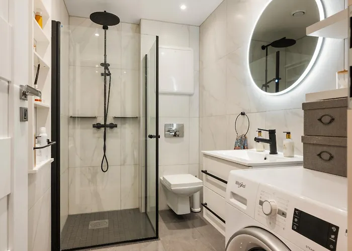 Luxury Summer With Balcony Near Bryggen 아파트 베르겐